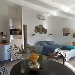 vue-imprenable-sur-la-sorgue.fr-provencehotel.com/